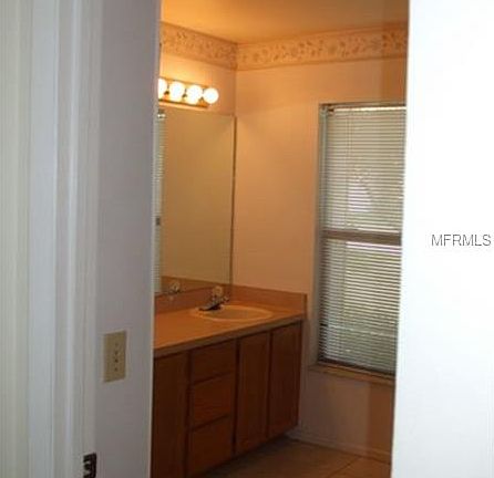 5th image of 254 Lakebreeze Cir