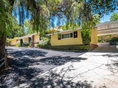 10054 Sunland Blvd, Sunland, CA, 91040