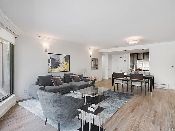 4th image of 300 3rd St #3118