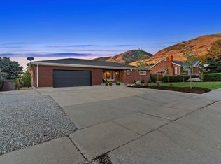 555 E Pages Ln, Centerville, UT 84014