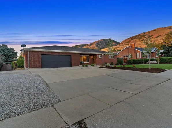 555 E Pages Ln, Centerville, UT 84014