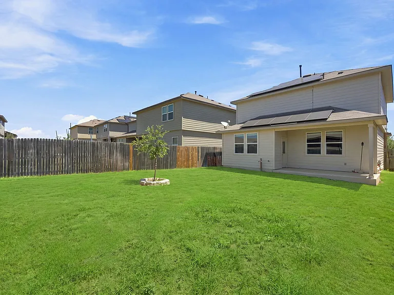 3319 Angus Xing — Photo 18