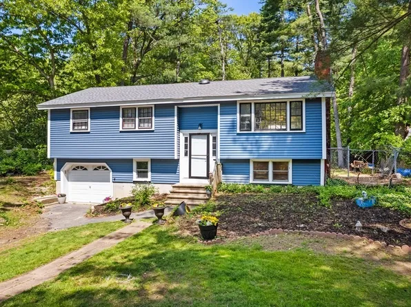 16 Jak Len Dr, Salisbury, MA 01952