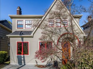 1913 Bigelow Ave N, Seattle, WA 98109