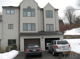 25 Fawn Ln, Somers, NY 10589