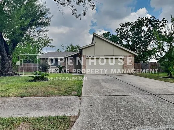 10002 Peachridge Dr, Houston, TX 77070