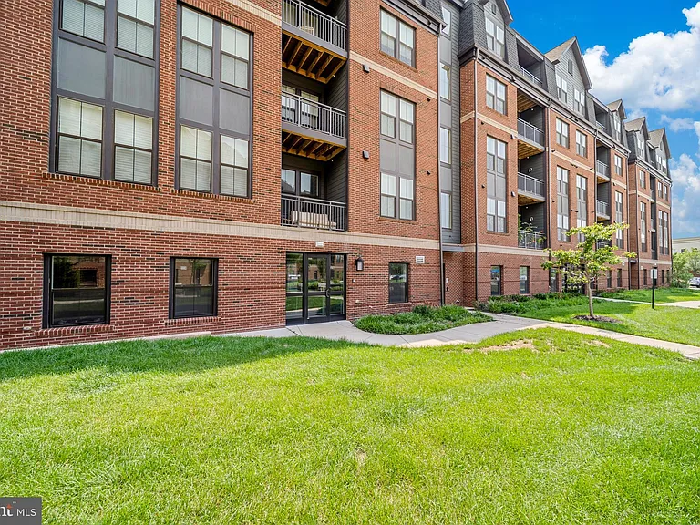 3927 Fair Ridge Dr #503 — Photo 22