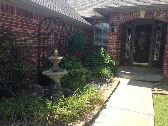 Decorative Fountain & Garden