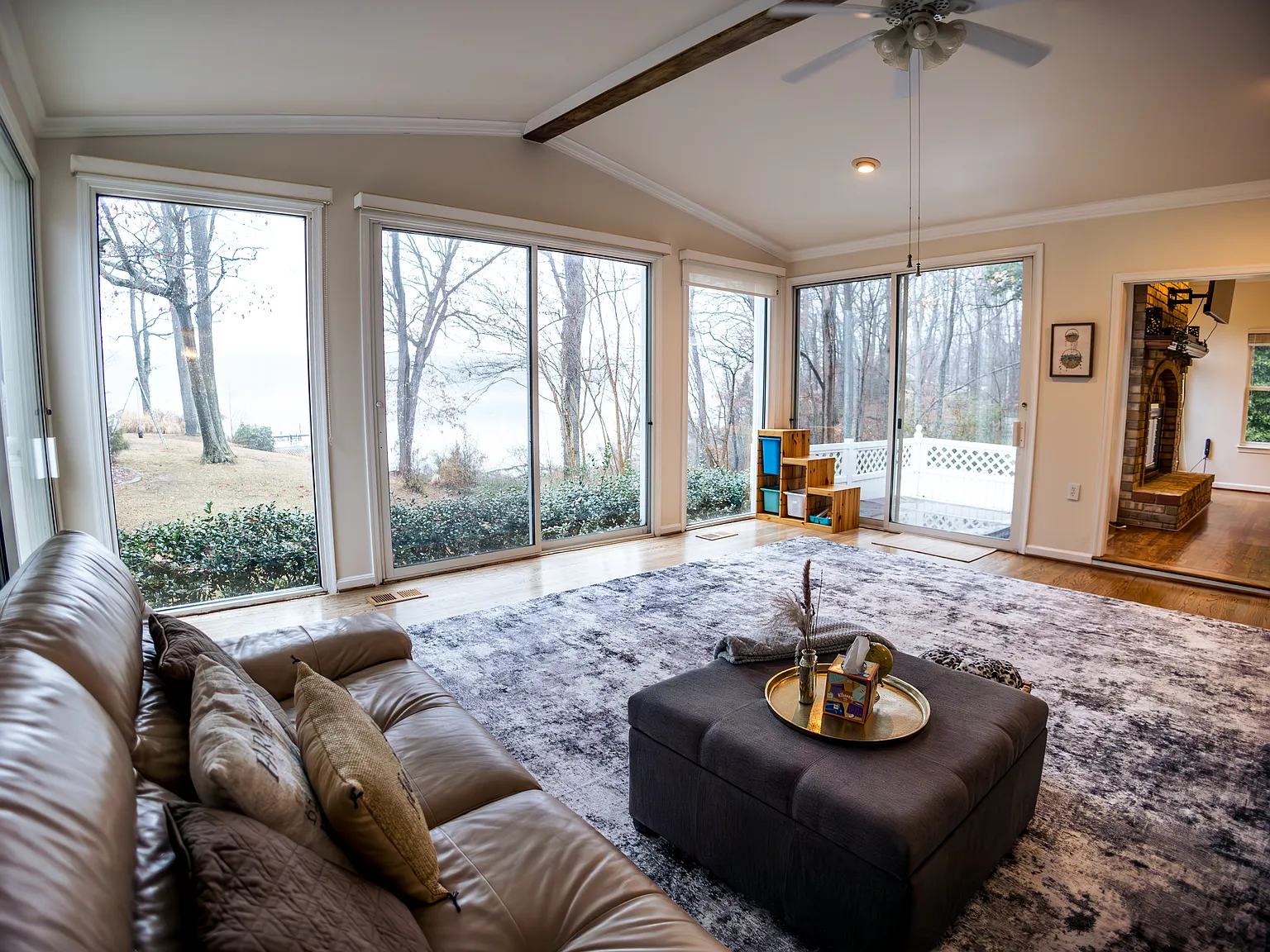 3 bed, 2.5 bath, 2811 sqft, $3,000 — Photo 3