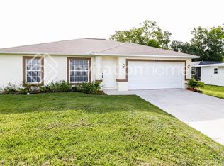 904 NE 5th Pl, Cape Coral, FL 33909