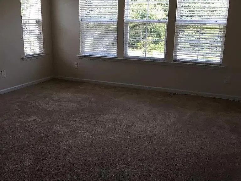 711 McRae Rd — Photo 11