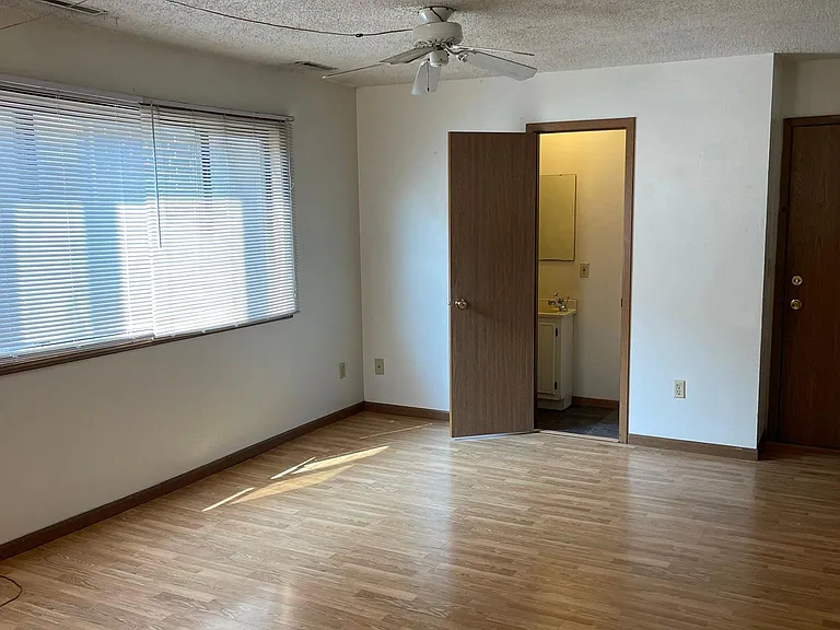 436 S Johnson St #4 — Photo 6