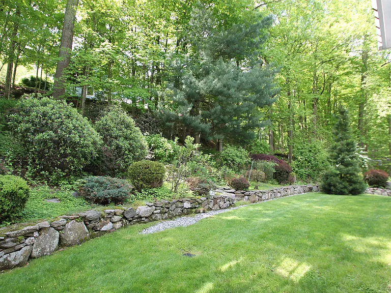 78 Sturbridge Rd — Photo 7