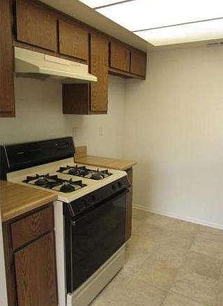 5th image of 5500 Dobbs St APT 3
