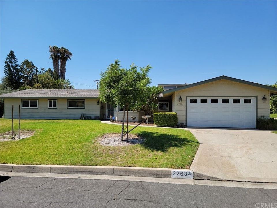 2nd image of 22684 Arliss Dr