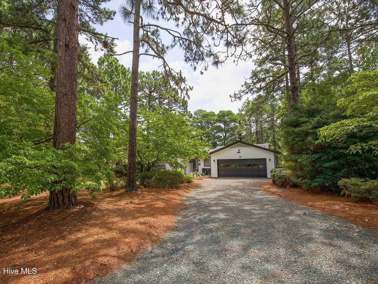 3 bed, 2.5 bath, $2,550 — Photo 1
