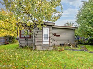 1534 Columbine St, Anchorage, AK 99508