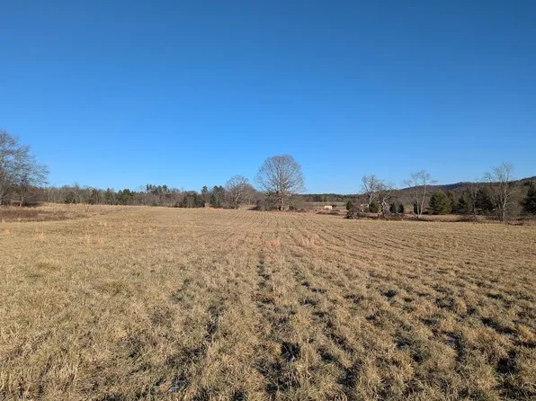 Firehouse Rd, Willis, VA 24380