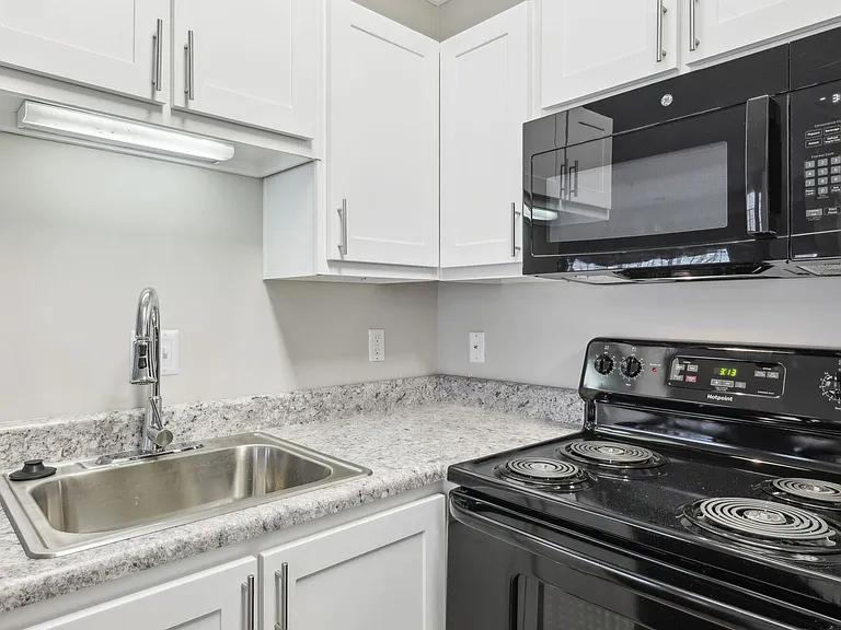 4305 Paxton Ln SW — Photo 28
