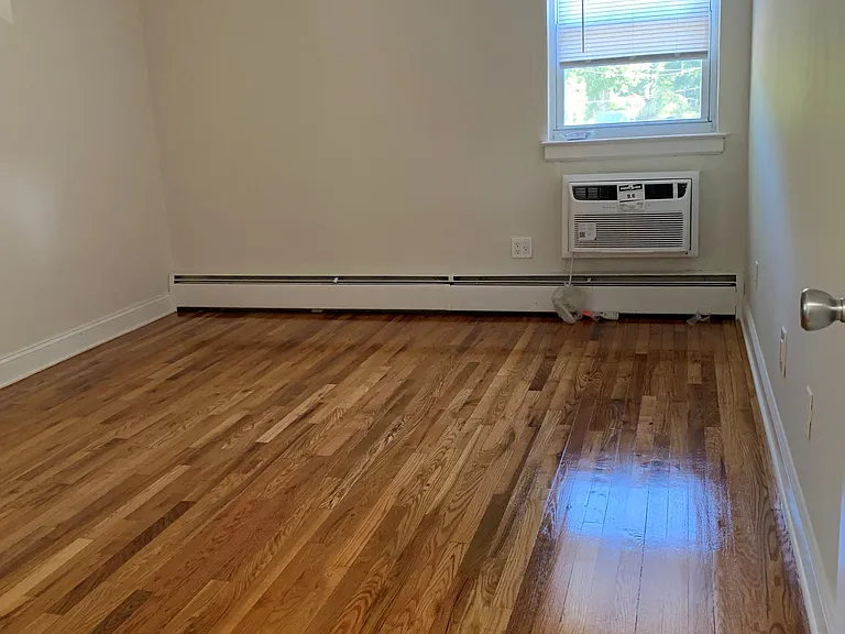 571 Park Ave #2D — Photo 6