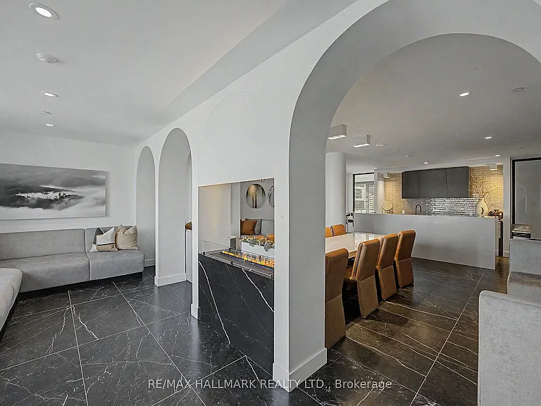 308 Jarvis St #2105 — Photo 16