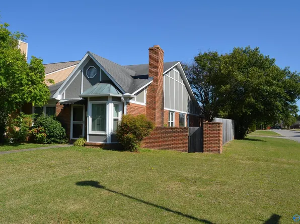 2136 Eastbrook SE, Decatur, AL 35601