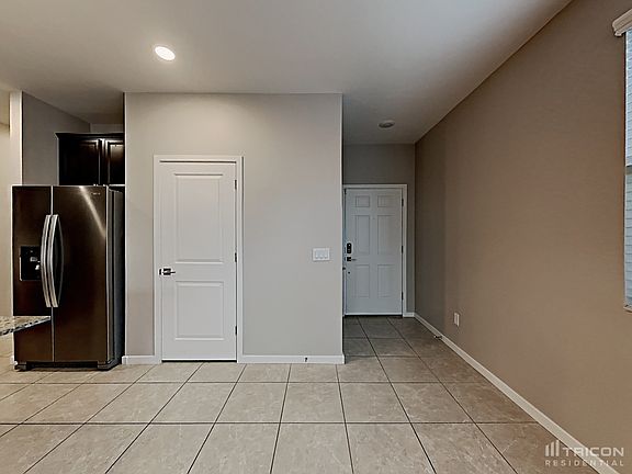 4th image of 14182 W Voltaire St