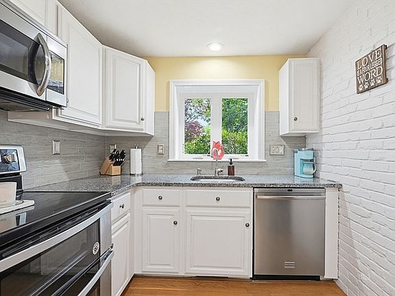 5th image of 56 Indian Cove Way #56