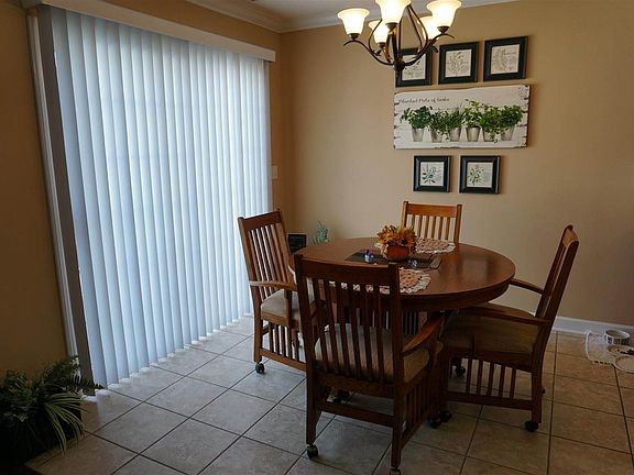 4th image of 5442 Cloister Dr