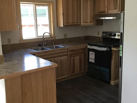 2nd image of 3724 Birch Ave