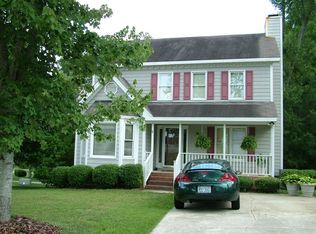 101 Brass Ring Ct, Cary, NC 27513