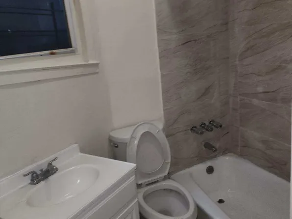(undisclosed Address), Yonkers, NY 10705