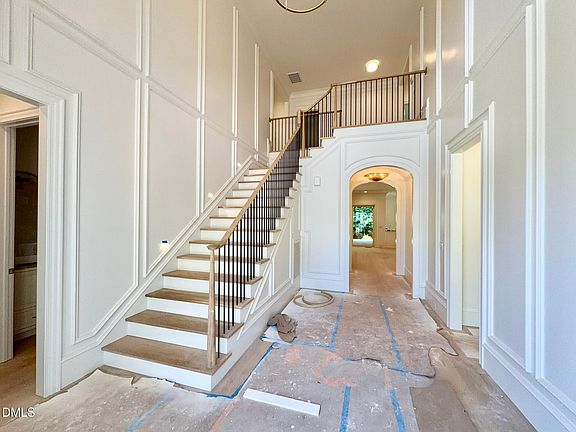 4th image of 6832 Greystone Dr
