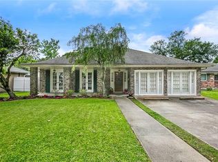 5028 Elmwood Pkwy, Metairie, LA 70003