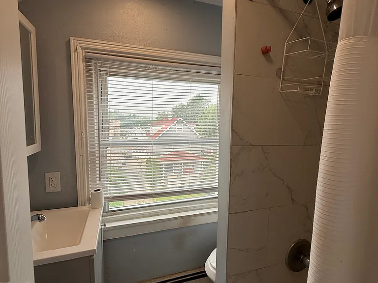 517 Wilde Ave #2 — Photo 10