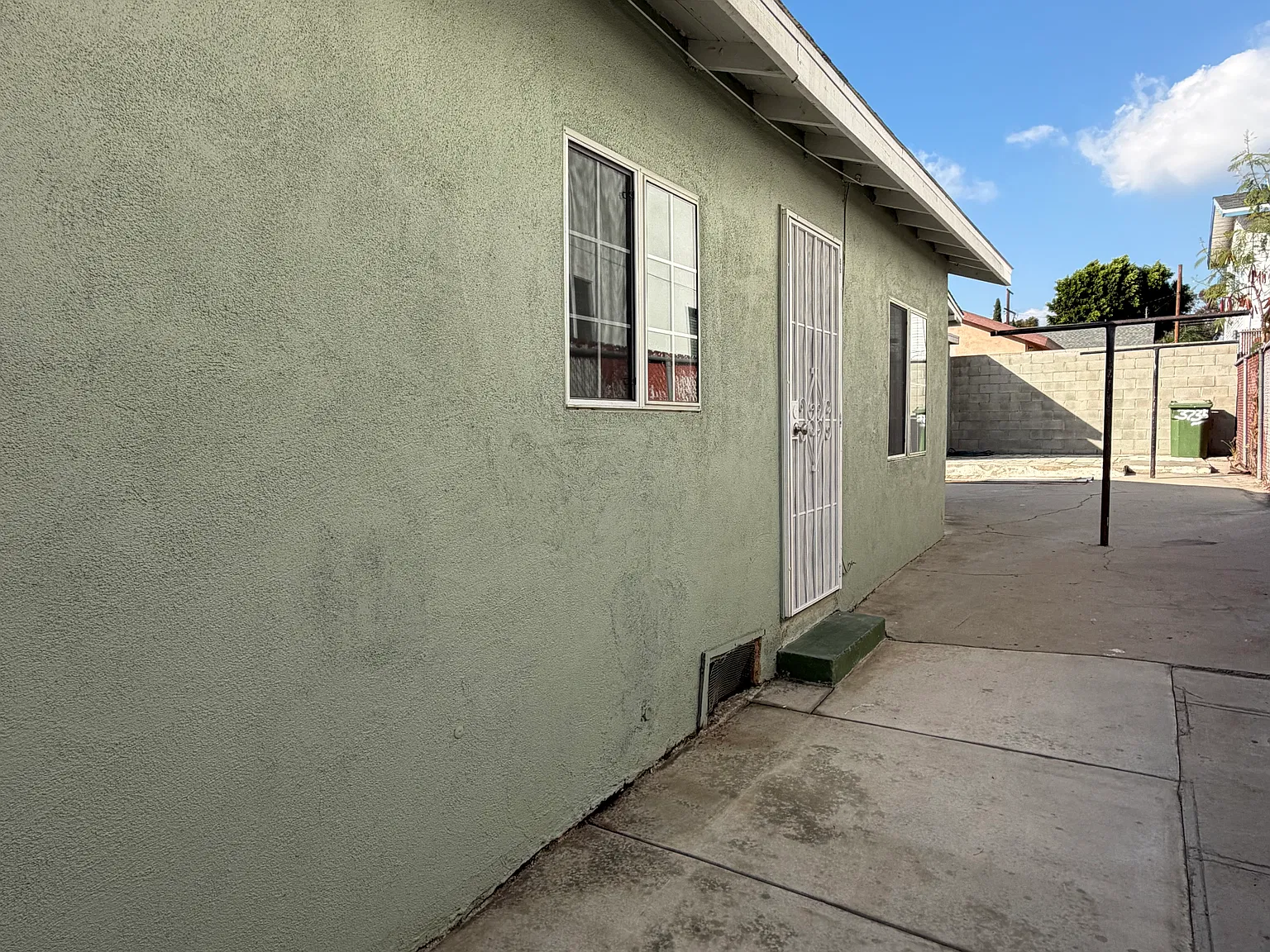 1 bed, 750 sqft, $2,000 — Photo 3
