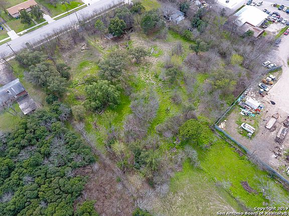 4th image of 511 Hot Wells Blvd