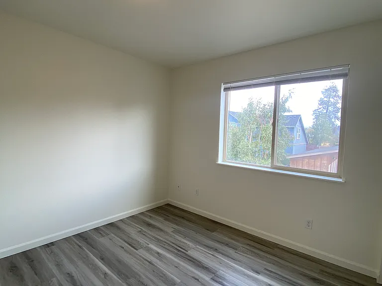 114 W Adams Ave #19 — Photo 20
