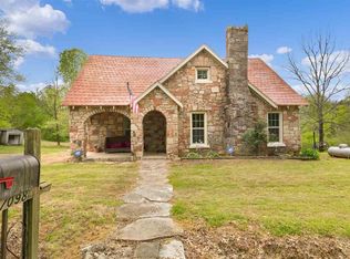 7098 Mount Carmel Rd, Decaturville, TN 38329