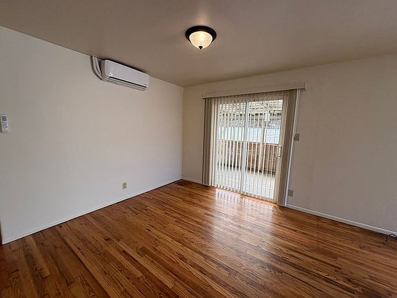 4th image of 2441 Garland St