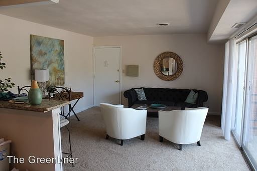 3rd image of 1815 Rivermont Ave APT 32