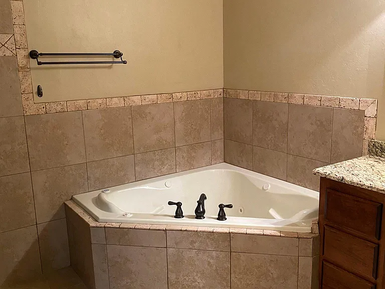 2817 Marigold Ln — Photo 24