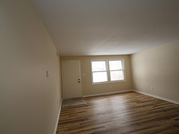 5th image of 5640 Graber Dr