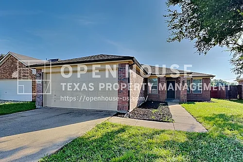 124 Stanford Dr Photo 1
