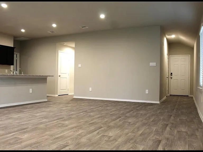40643 Creekside Bluff Trl — Photo 34