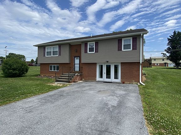 2nd image of 39 Timothy Dr