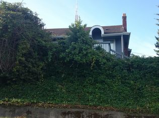 303 Hayes St, Seattle, WA 98109