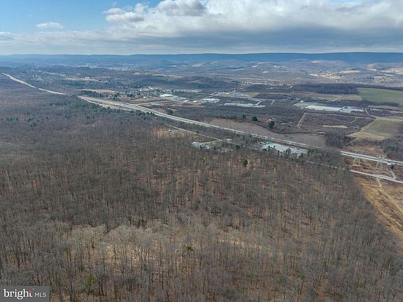 3rd image of 242 Brush Mountain Rd