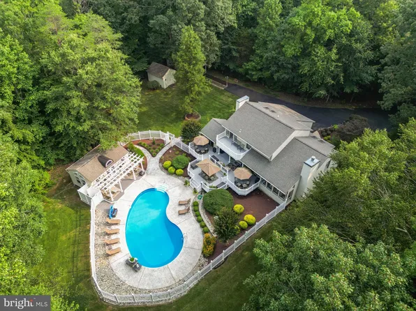 9680 Faith Baptist Church Rd, White Plains, MD 20695