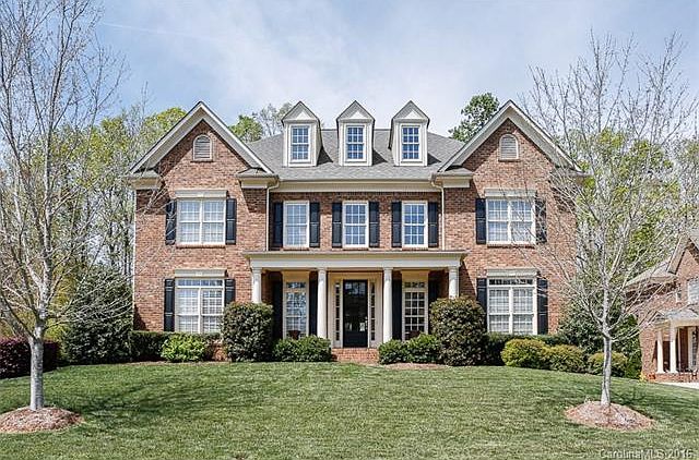 1st image of 1025 Westbury Dr